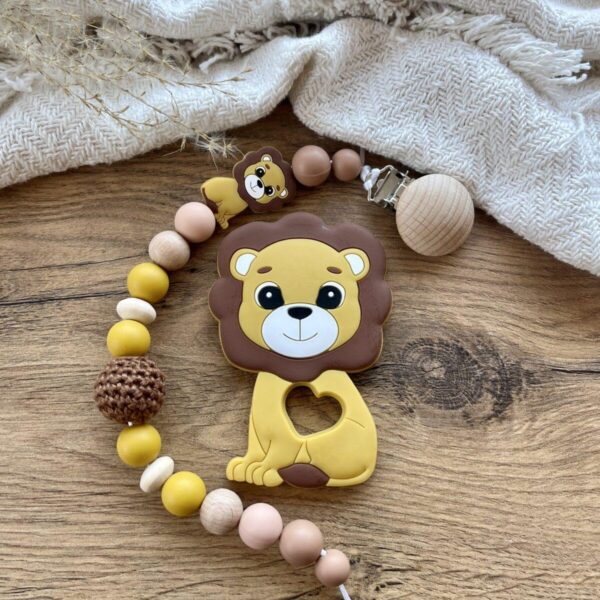 IMG_0246 Oroszlán Cumilánc Rágókával