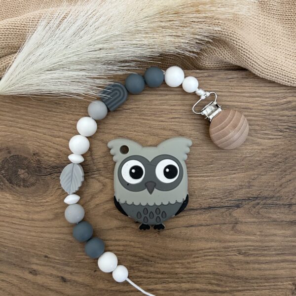 IMG_6460 Szürke bagoly cumilánc rágókával