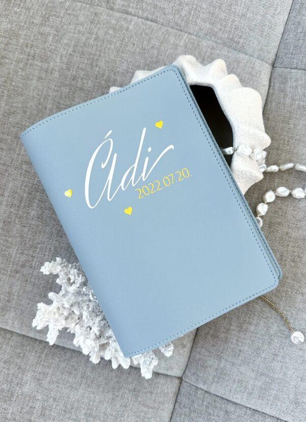 IMG_7211 Világos kék műbőr kiskönyv borító